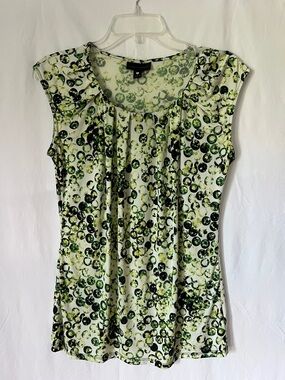 Worthington top, white with green circular design, size Small
